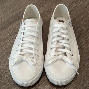 Hurley Carrie lace-up sneakers Size 8.5